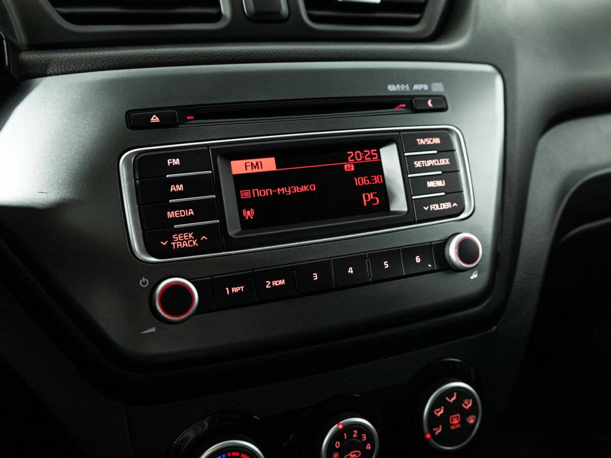 Купить Kia Rio с пробегом. Фото: #13