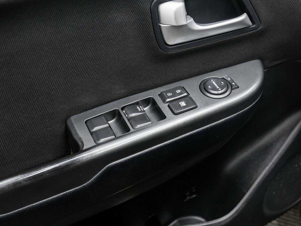 Купить Kia Rio с пробегом. Фото: #16