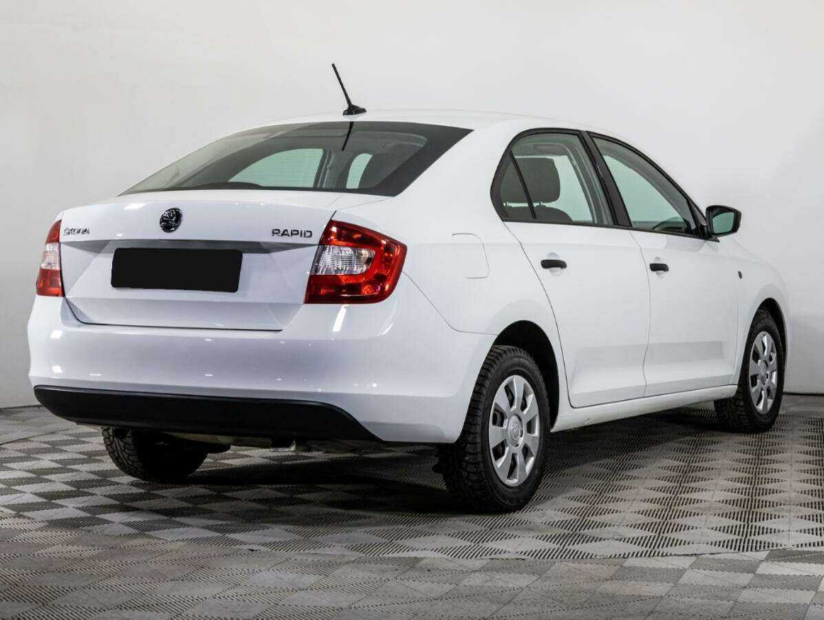 Купить Skoda Rapid с пробегом. Фото: #3
