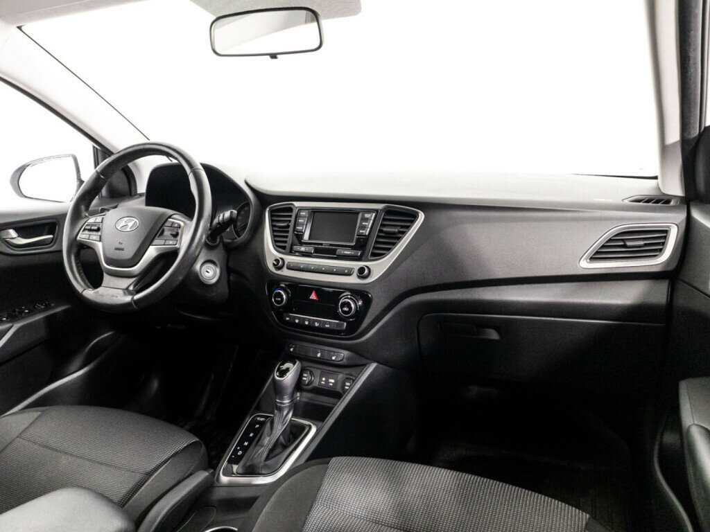 Купить Hyundai Solaris с пробегом. Фото: #8