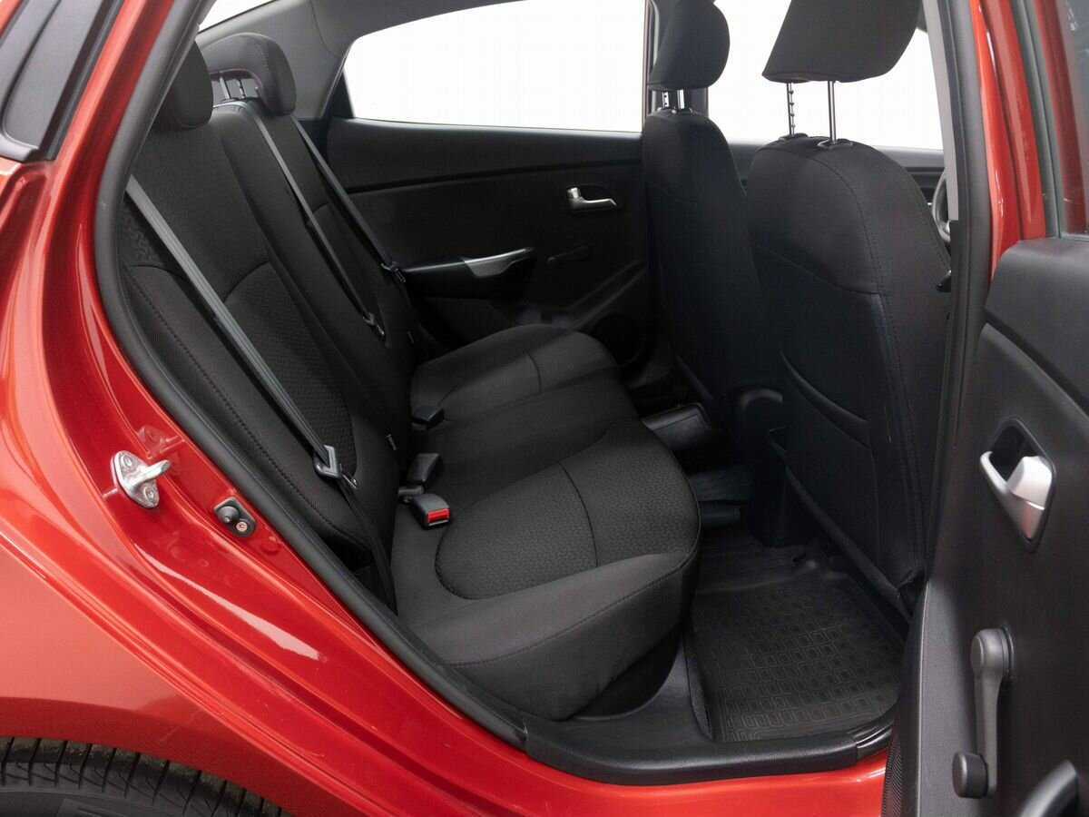 Купить Kia Rio с пробегом. Фото: #11