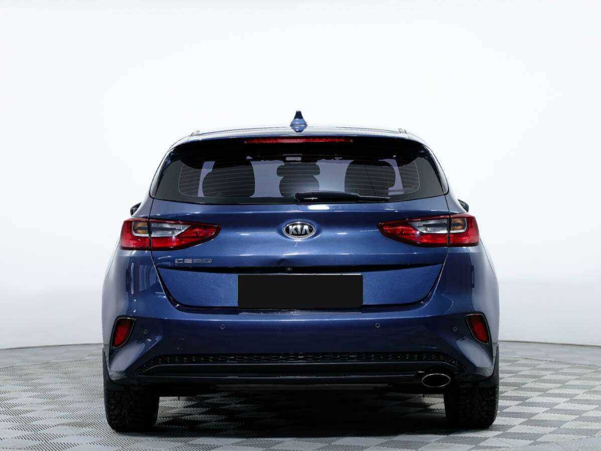 Купить Kia Ceed с пробегом. Фото: #4