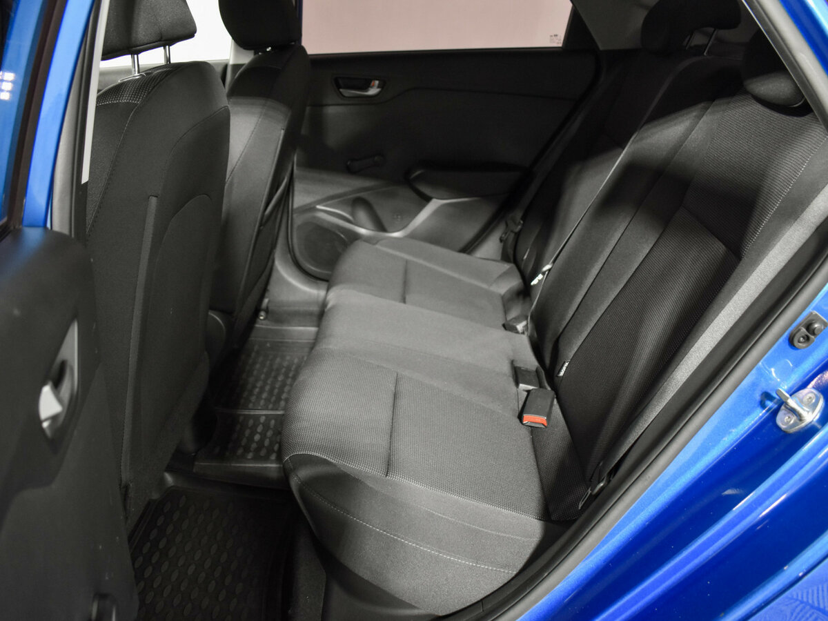 Купить Hyundai Solaris с пробегом. Фото: #10