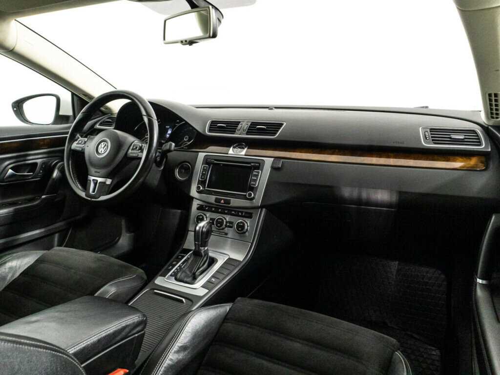 Купить Volkswagen Passat CC с пробегом. Фото: #8