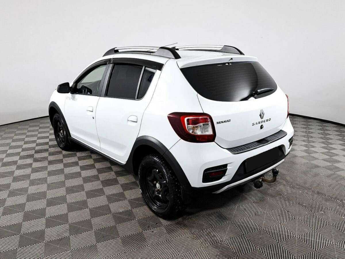 Купить Renault Sandero с пробегом. Фото: #6
