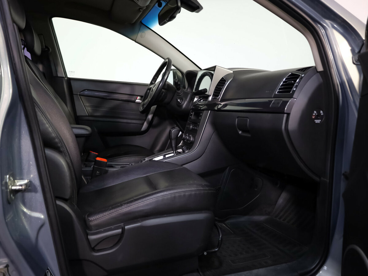 Купить Chevrolet Captiva с пробегом. Фото: #22