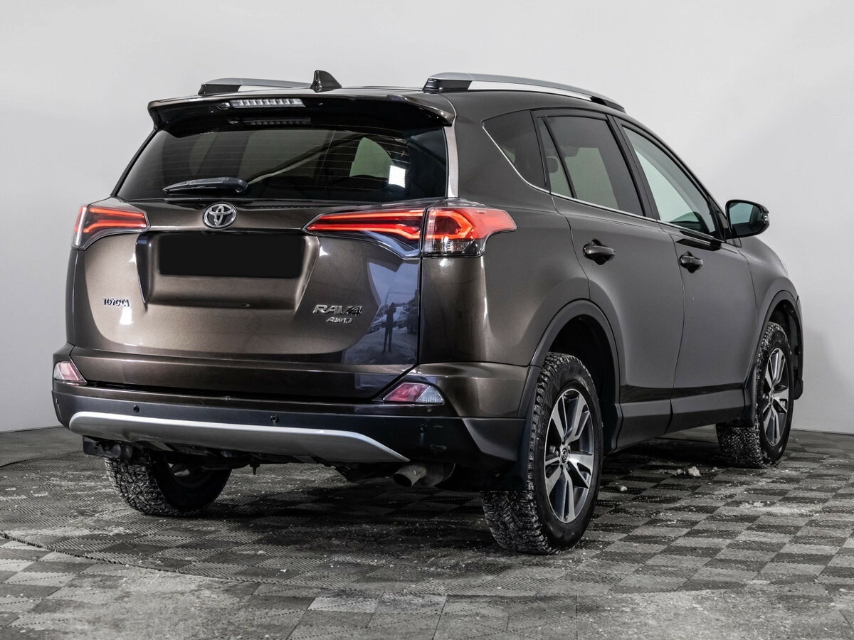 Купить Toyota RAV4 с пробегом. Фото: #3