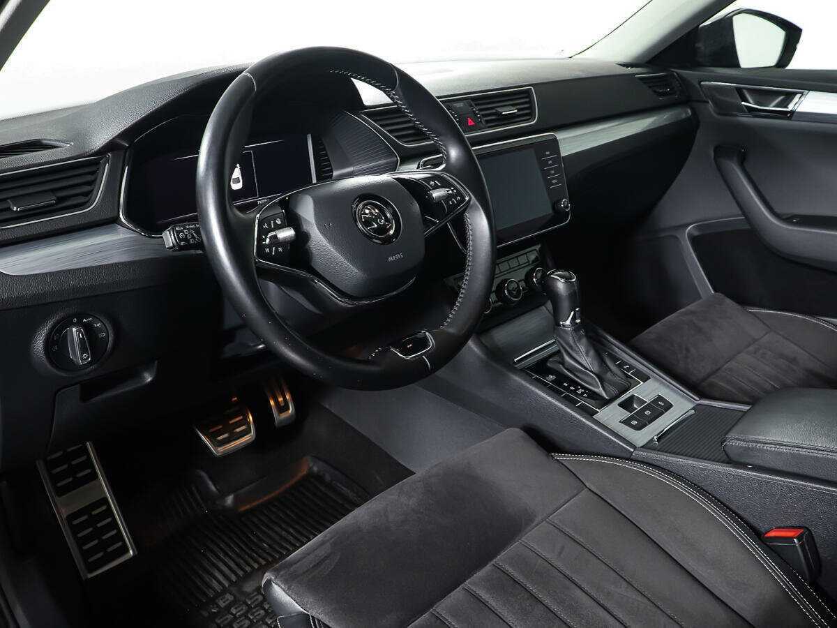 Купить Skoda Superb с пробегом. Фото: #12