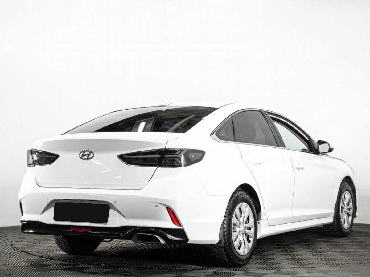 Купить Hyundai Sonata с пробегом. Фото: #3