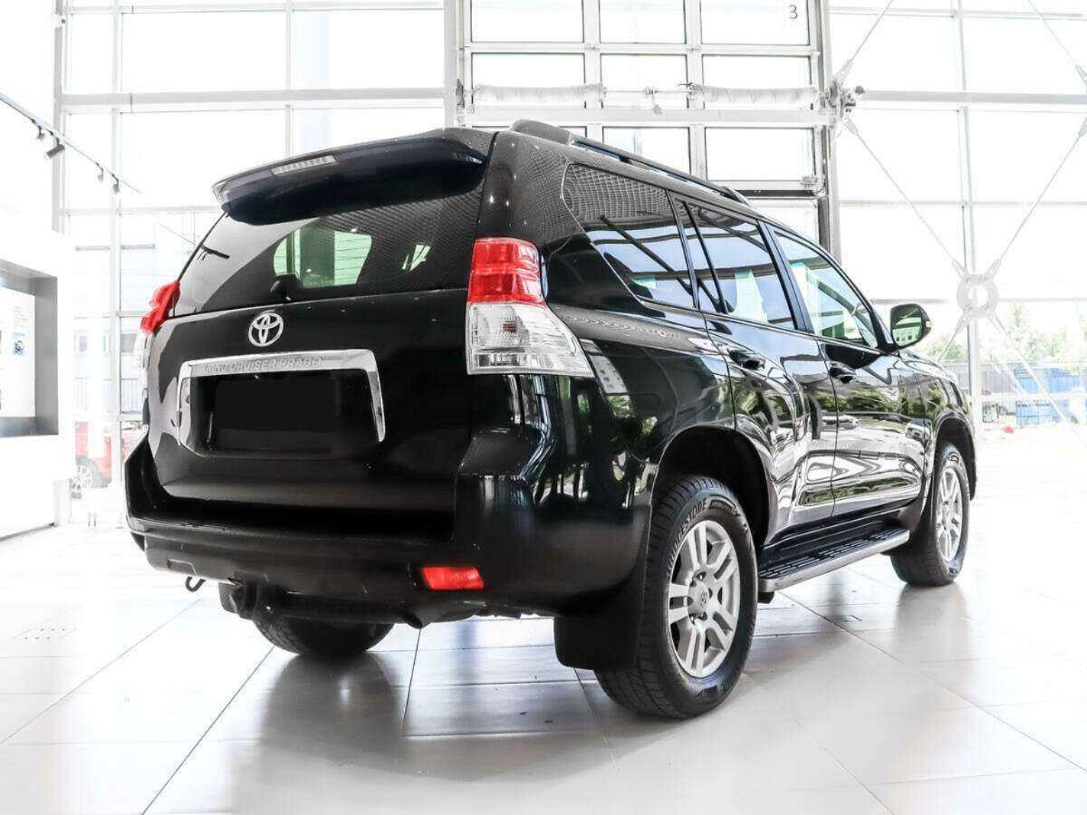 Купить Toyota Land Cruiser Prado с пробегом. Фото: #4