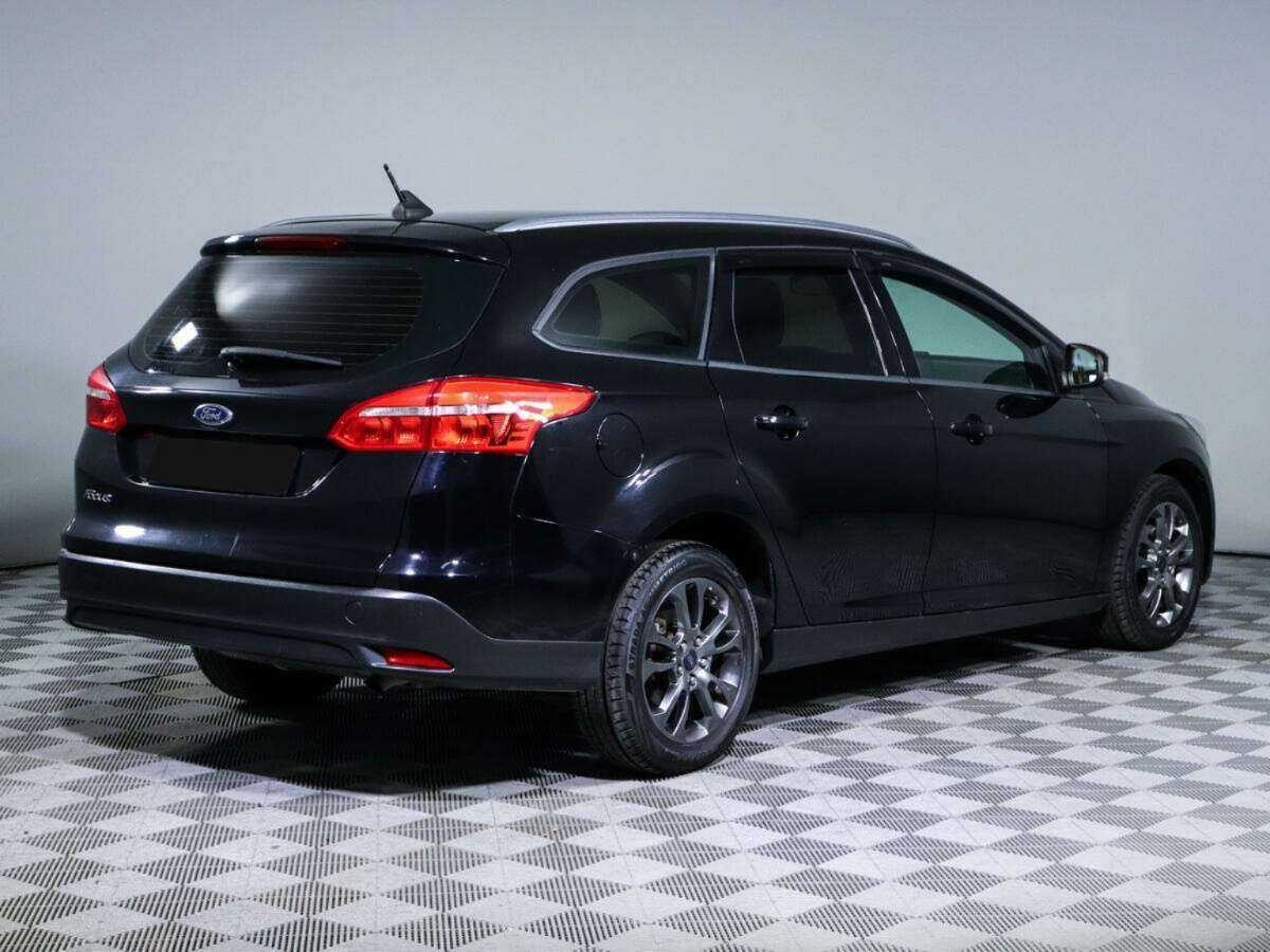 Купить Ford Focus с пробегом. Фото: #3