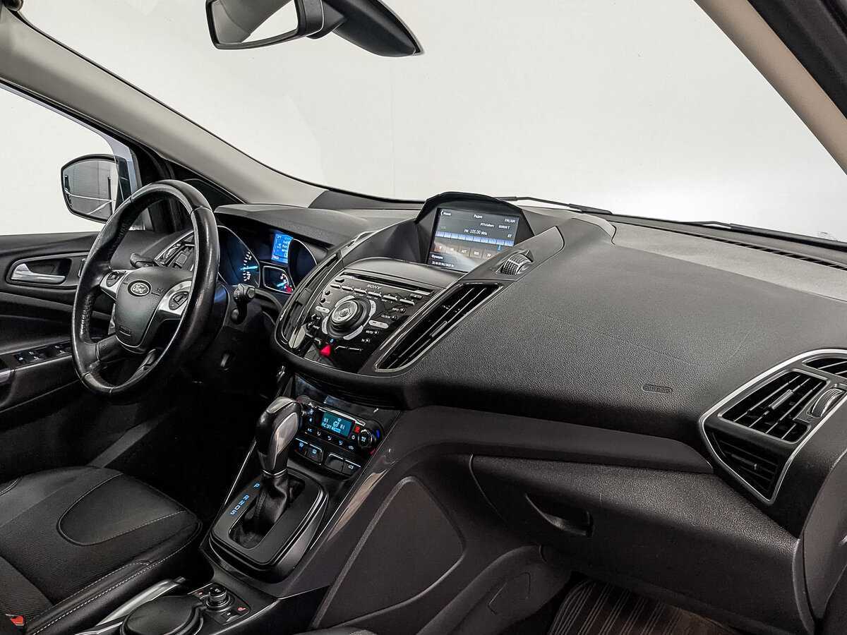 Купить Ford Kuga с пробегом. Фото: #10