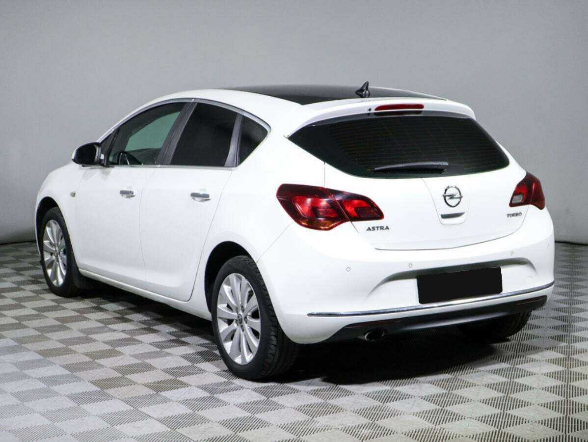 Купить Opel Astra с пробегом. Фото: #4