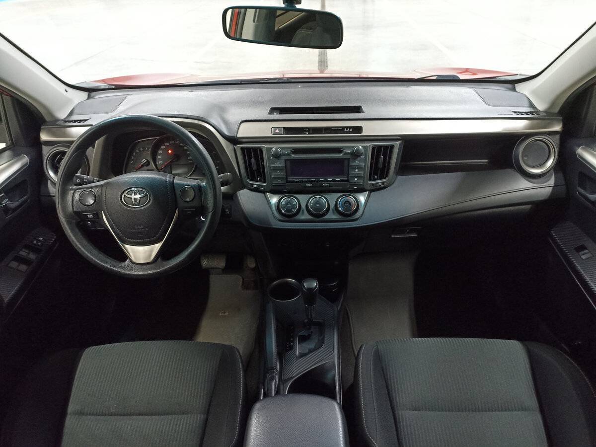 Купить Toyota RAV4 с пробегом. Фото: #13