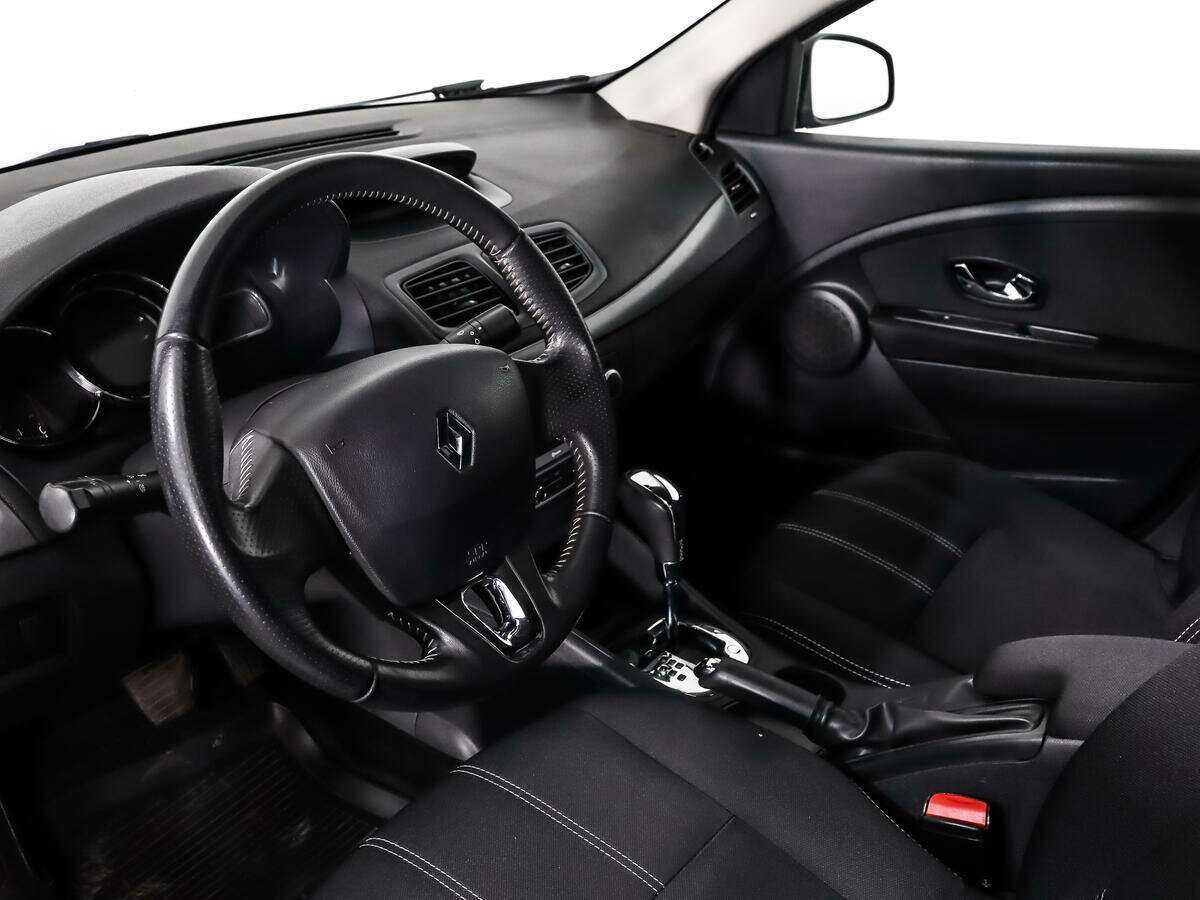 Купить Renault Fluence с пробегом. Фото: #8