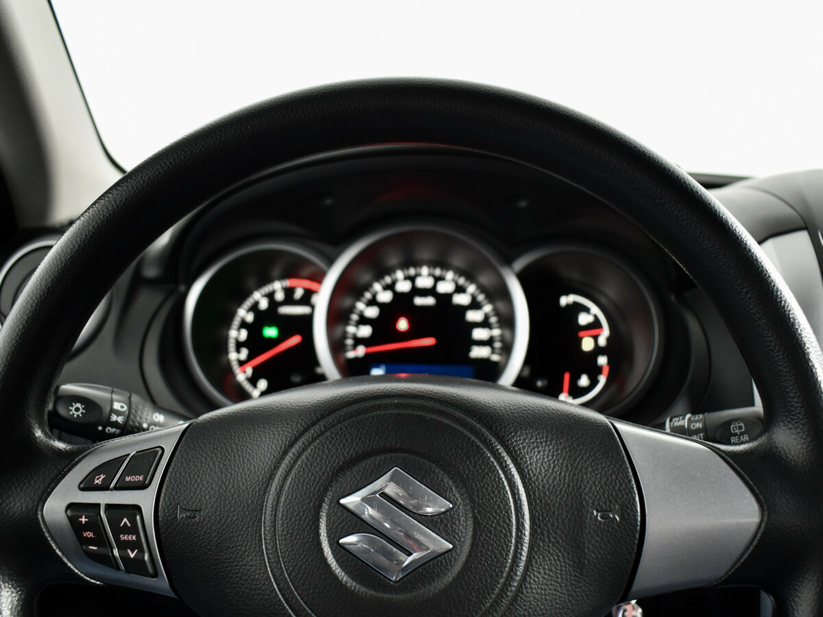 Купить Suzuki Grand Vitara с пробегом. Фото: #13