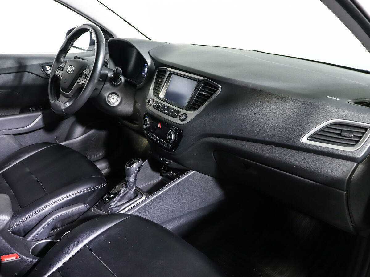 Купить Hyundai Solaris с пробегом. Фото: #7