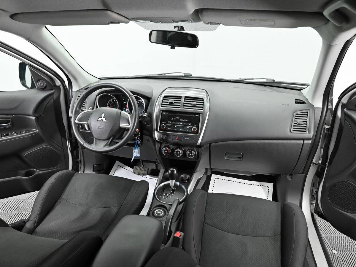 Купить Mitsubishi ASX с пробегом. Фото: #11