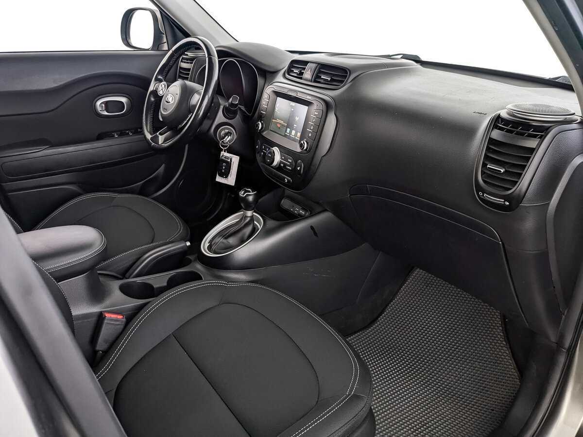 Купить Kia Soul с пробегом. Фото: #8