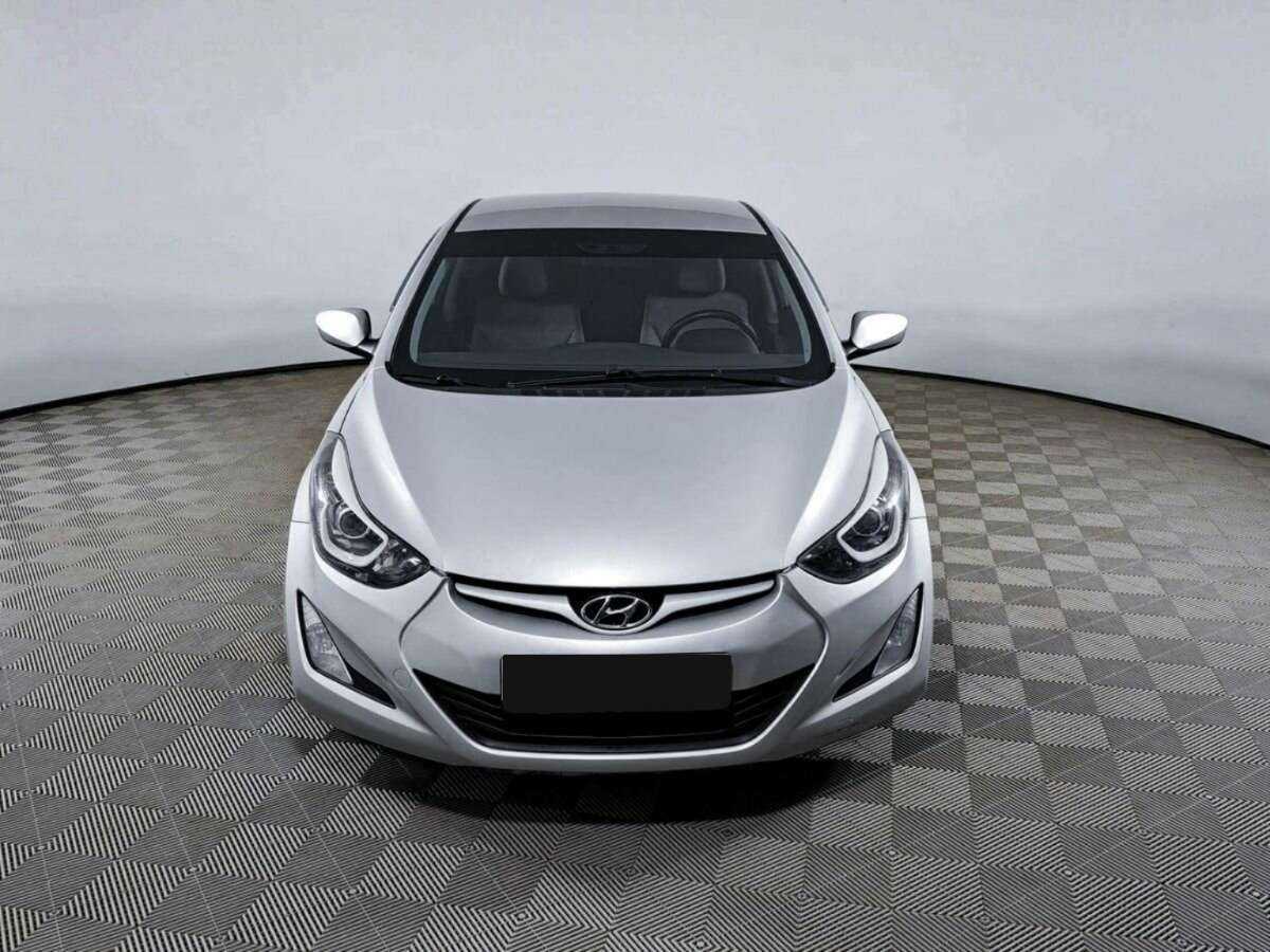 Купить Hyundai Elantra с пробегом. Фото: #1