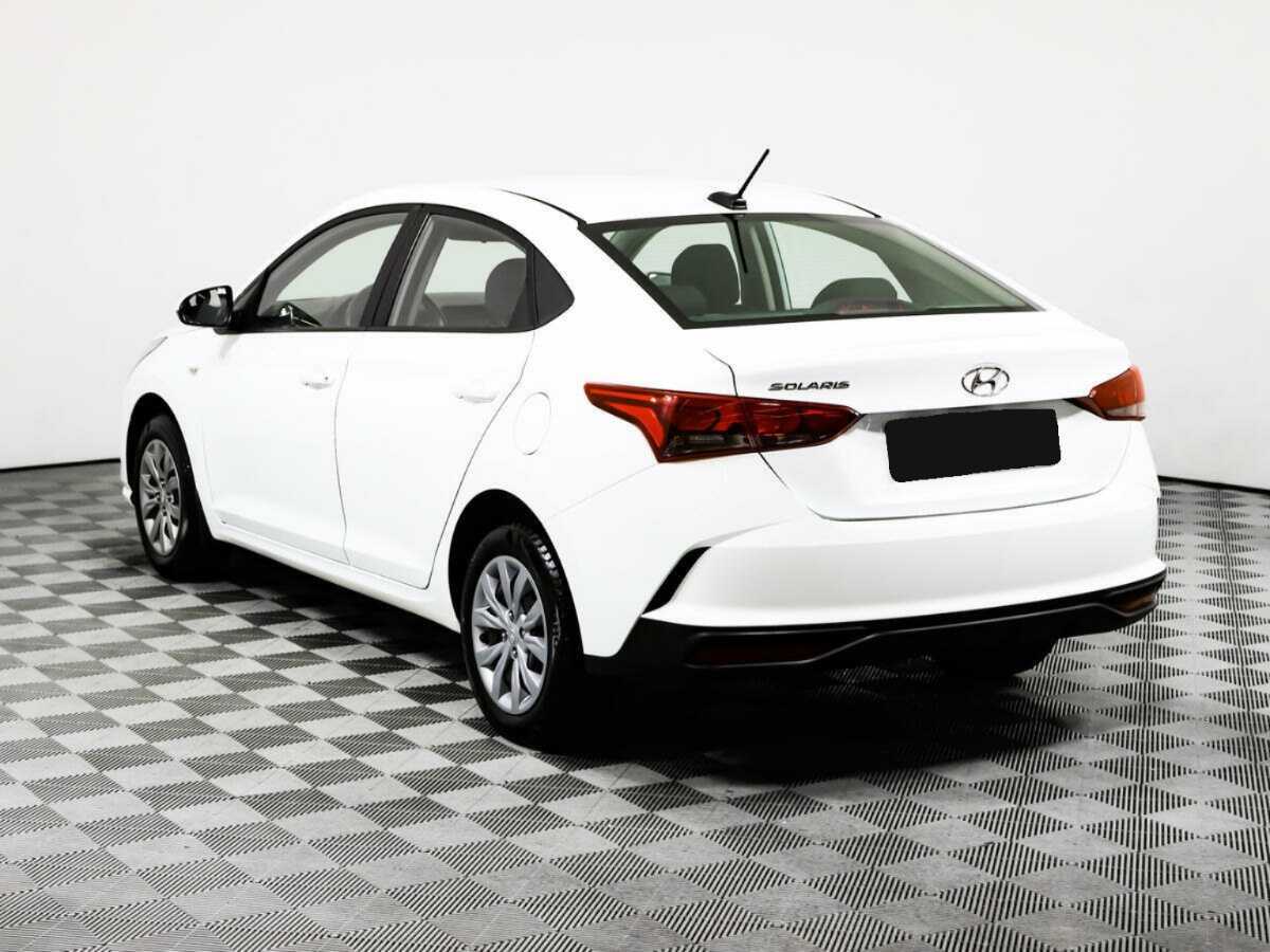 Купить Hyundai Solaris с пробегом. Фото: #6
