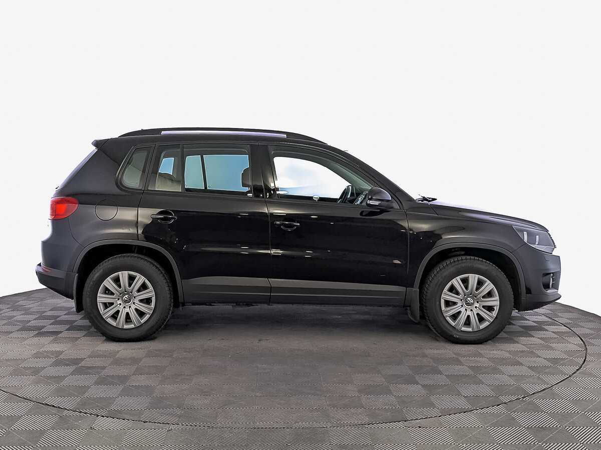 Купить Volkswagen Tiguan с пробегом. Фото: #3