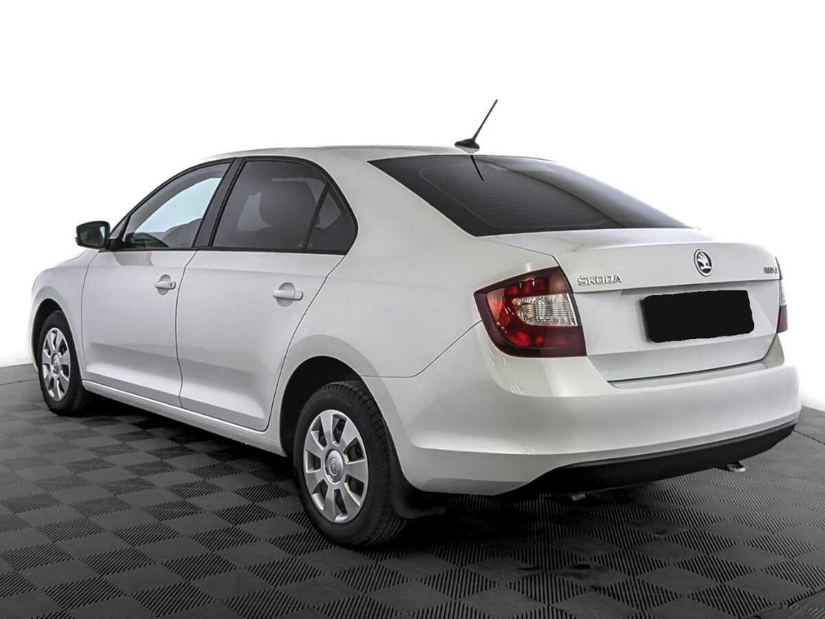 Купить Skoda Rapid с пробегом. Фото: #6
