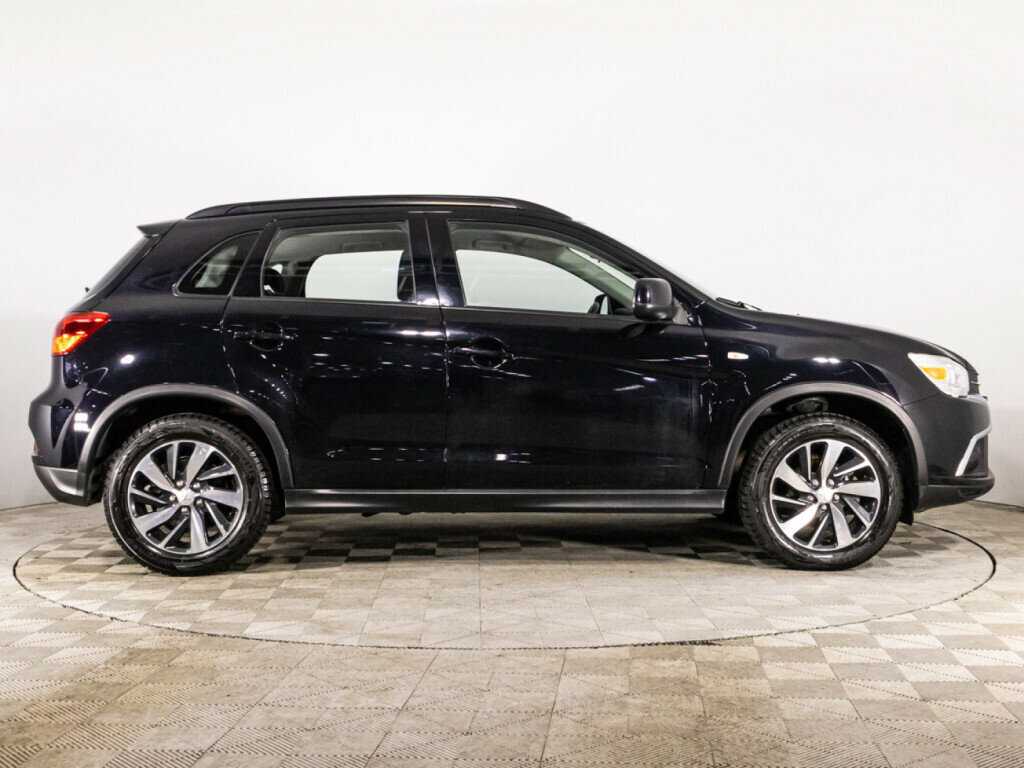 Купить Mitsubishi ASX с пробегом. Фото: #3