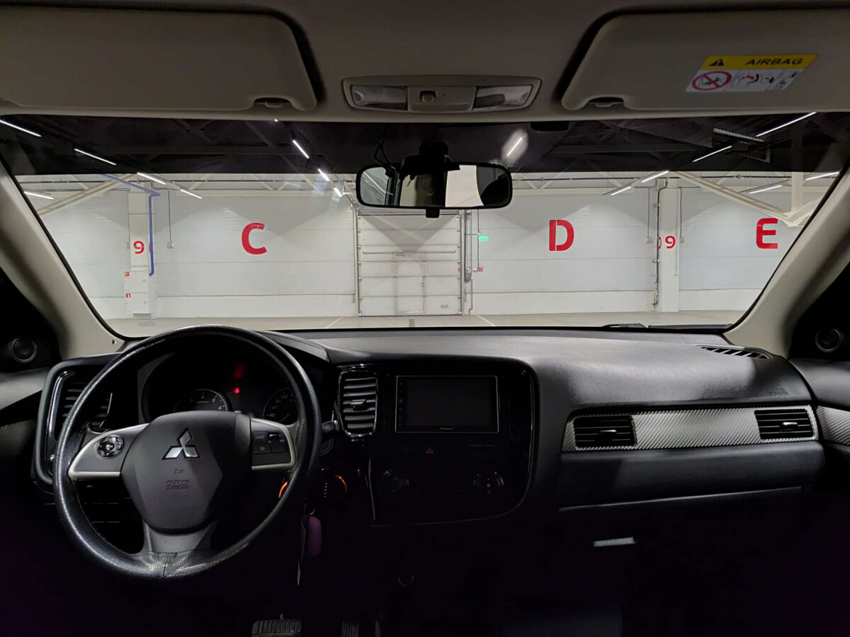 Купить Mitsubishi Outlander с пробегом. Фото: #13