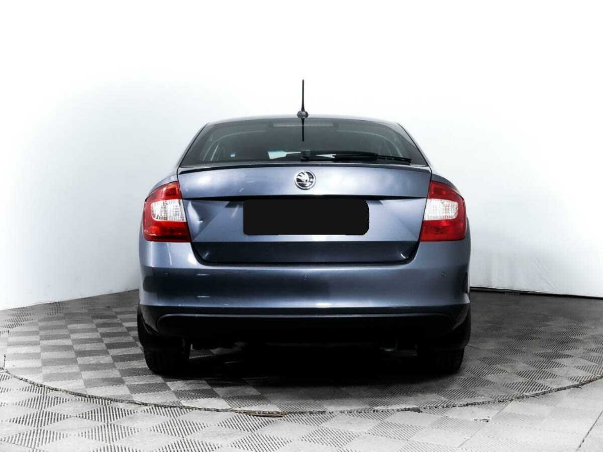 Купить Skoda Rapid с пробегом. Фото: #4
