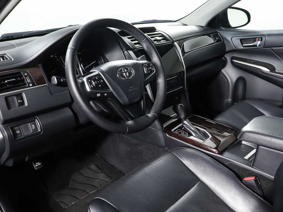 Купить Toyota Camry с пробегом. Фото: #13
