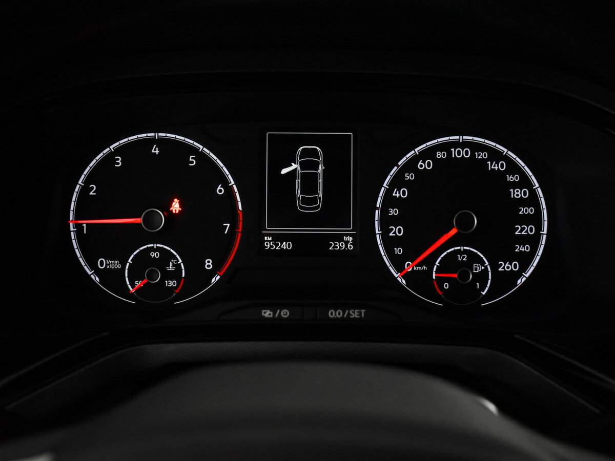 Купить Volkswagen Polo с пробегом. Фото: #16