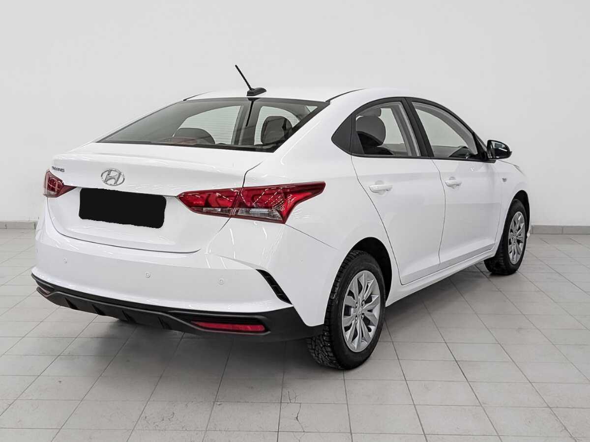 Купить Hyundai Solaris с пробегом. Фото: #4