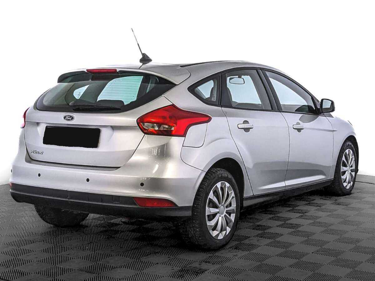 Купить Ford Focus с пробегом. Фото: #4