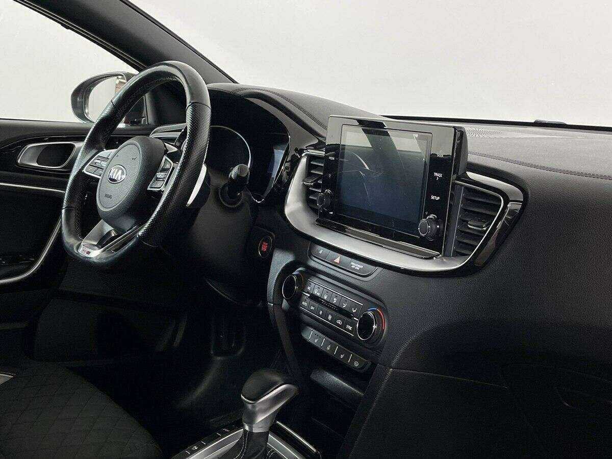 Купить Kia Proceed с пробегом. Фото: #8
