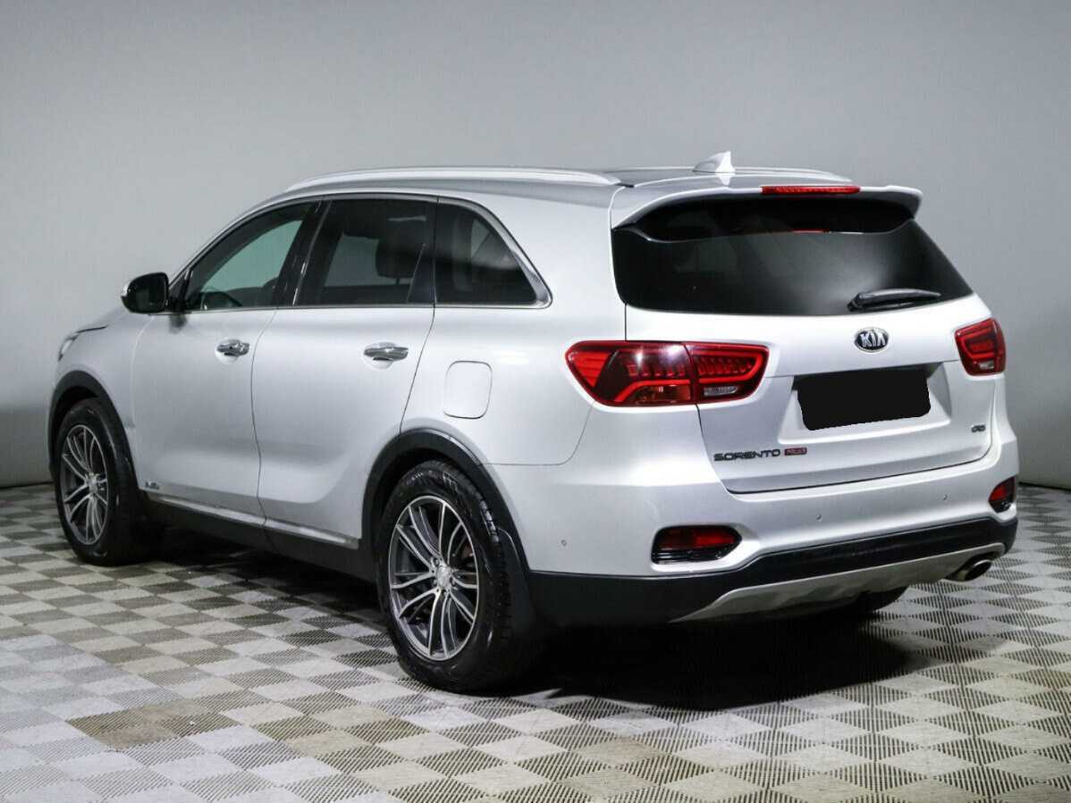 Купить Kia Sorento с пробегом. Фото: #4