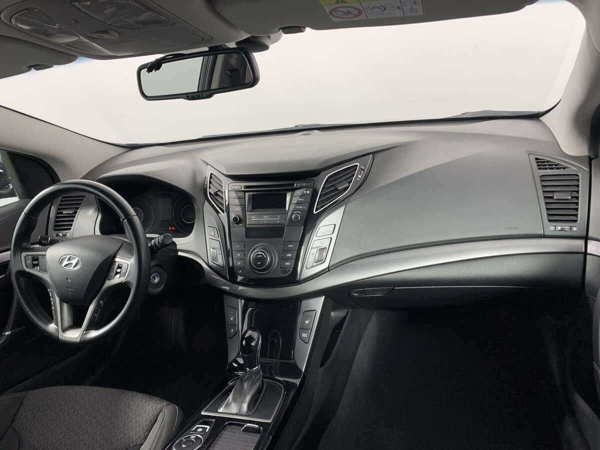 Купить Hyundai i40 с пробегом. Фото: #7