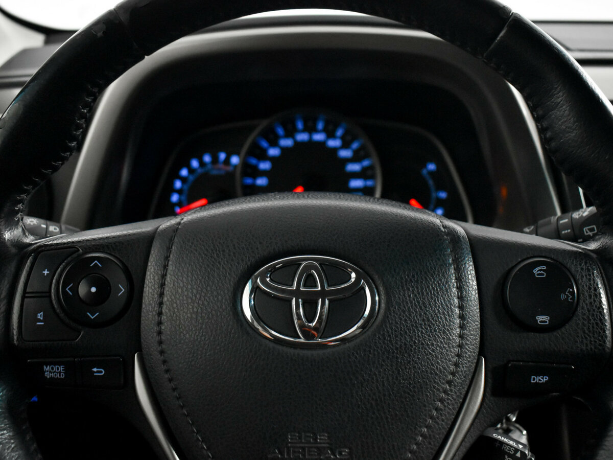 Купить Toyota RAV4 с пробегом. Фото: #15
