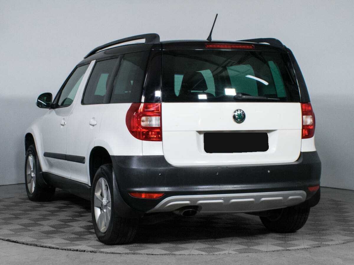 Купить Skoda Yeti с пробегом. Фото: #6