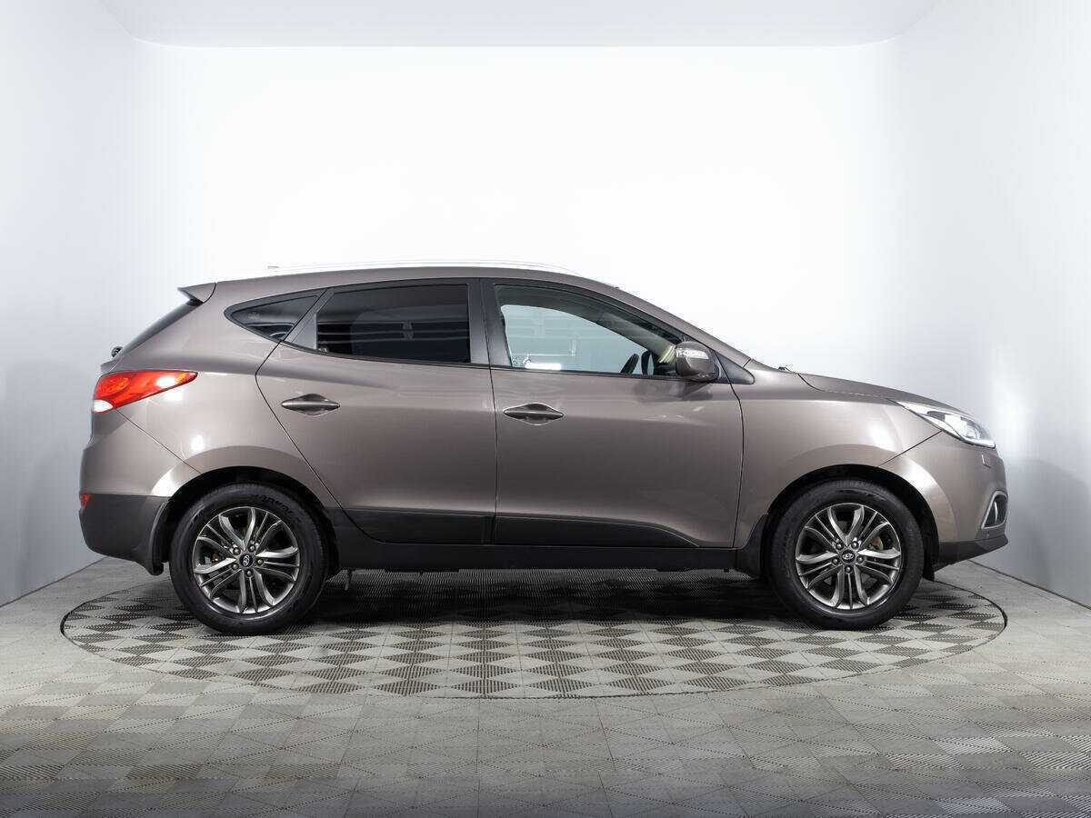 Купить Hyundai ix35 с пробегом. Фото: #3