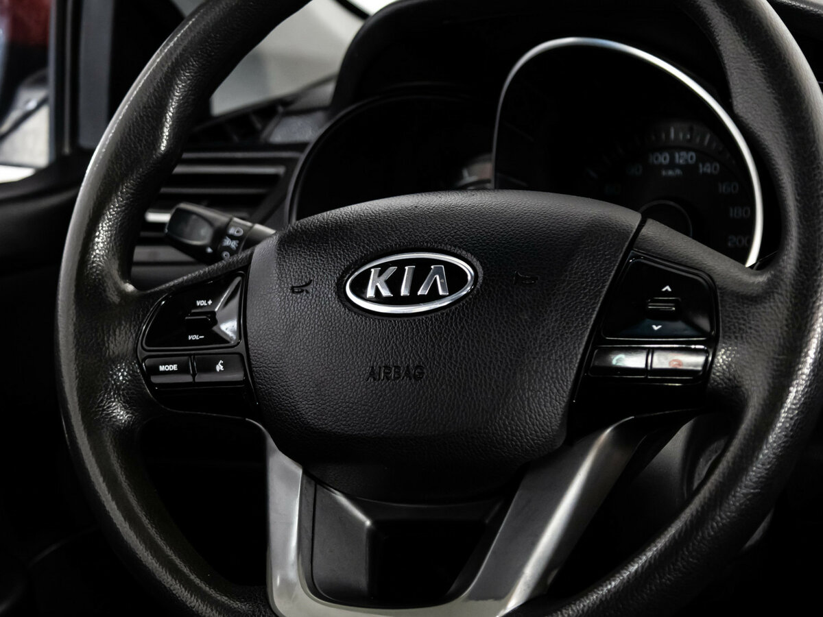 Купить Kia Rio с пробегом. Фото: #8