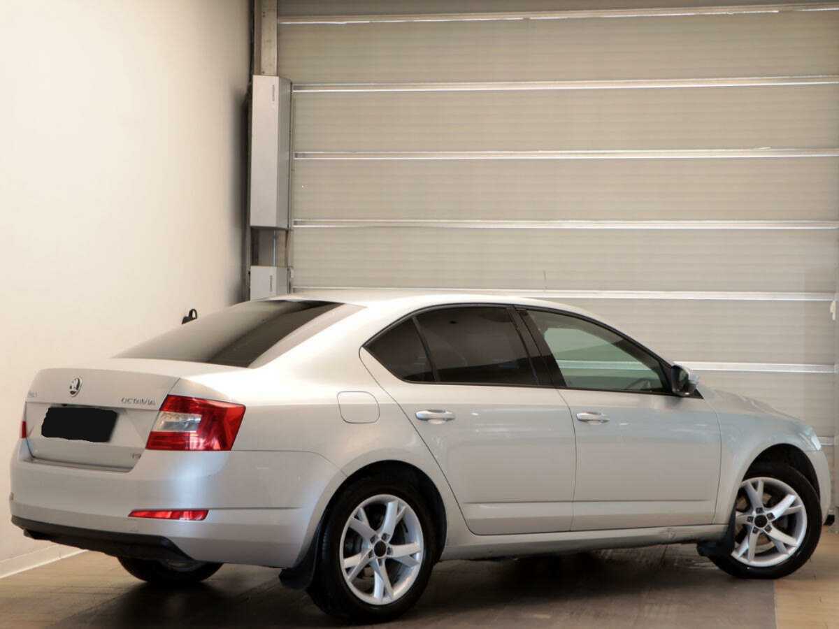 Купить Skoda Octavia с пробегом. Фото: #3