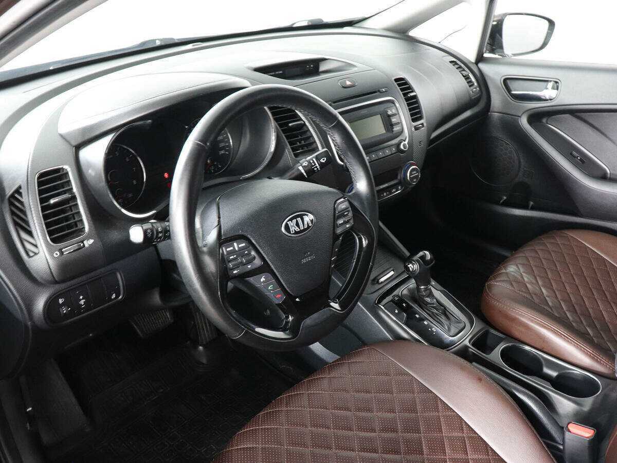 Купить Kia Cerato с пробегом. Фото: #8