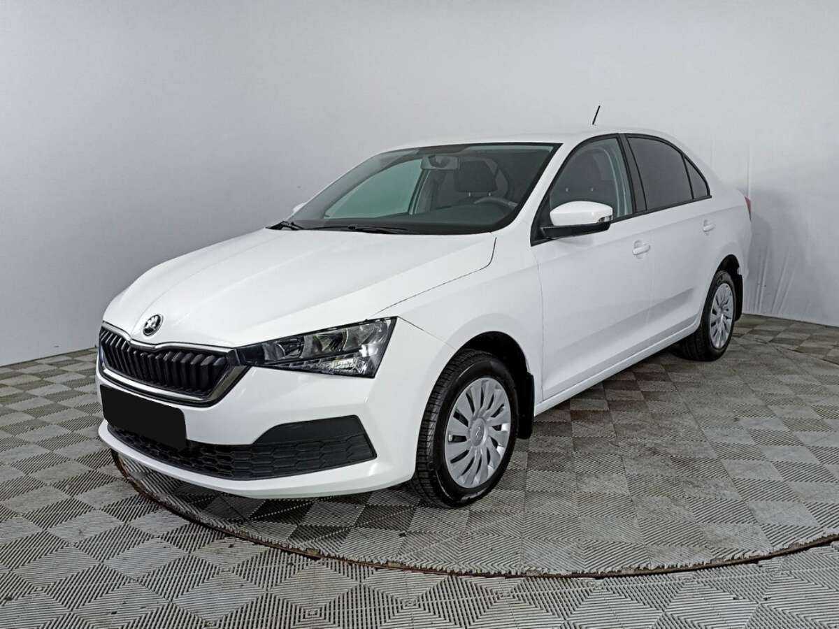 Купить Skoda Rapid с пробегом. Фото: #0
