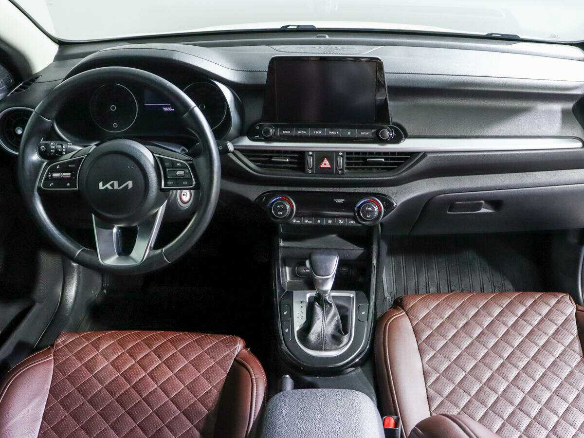 Купить Kia Cerato с пробегом. Фото: #11