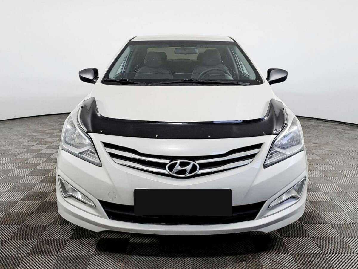 Купить Hyundai Solaris с пробегом. Фото: #1