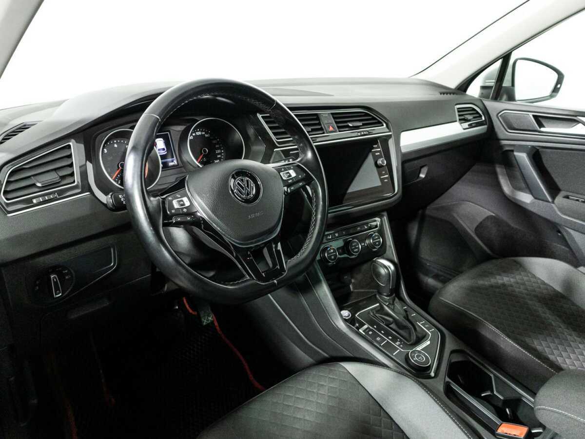 Купить Volkswagen Tiguan с пробегом. Фото: #7