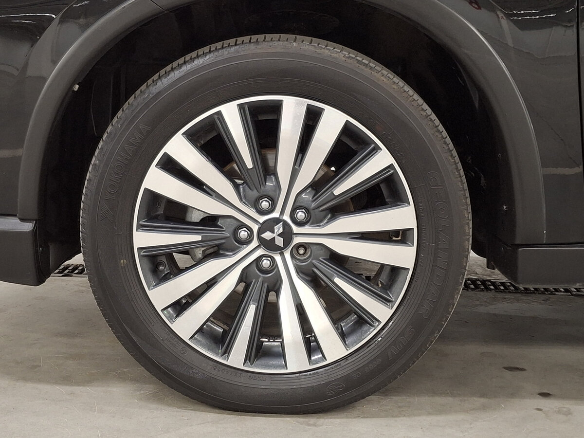Купить Mitsubishi Outlander с пробегом. Фото: #16