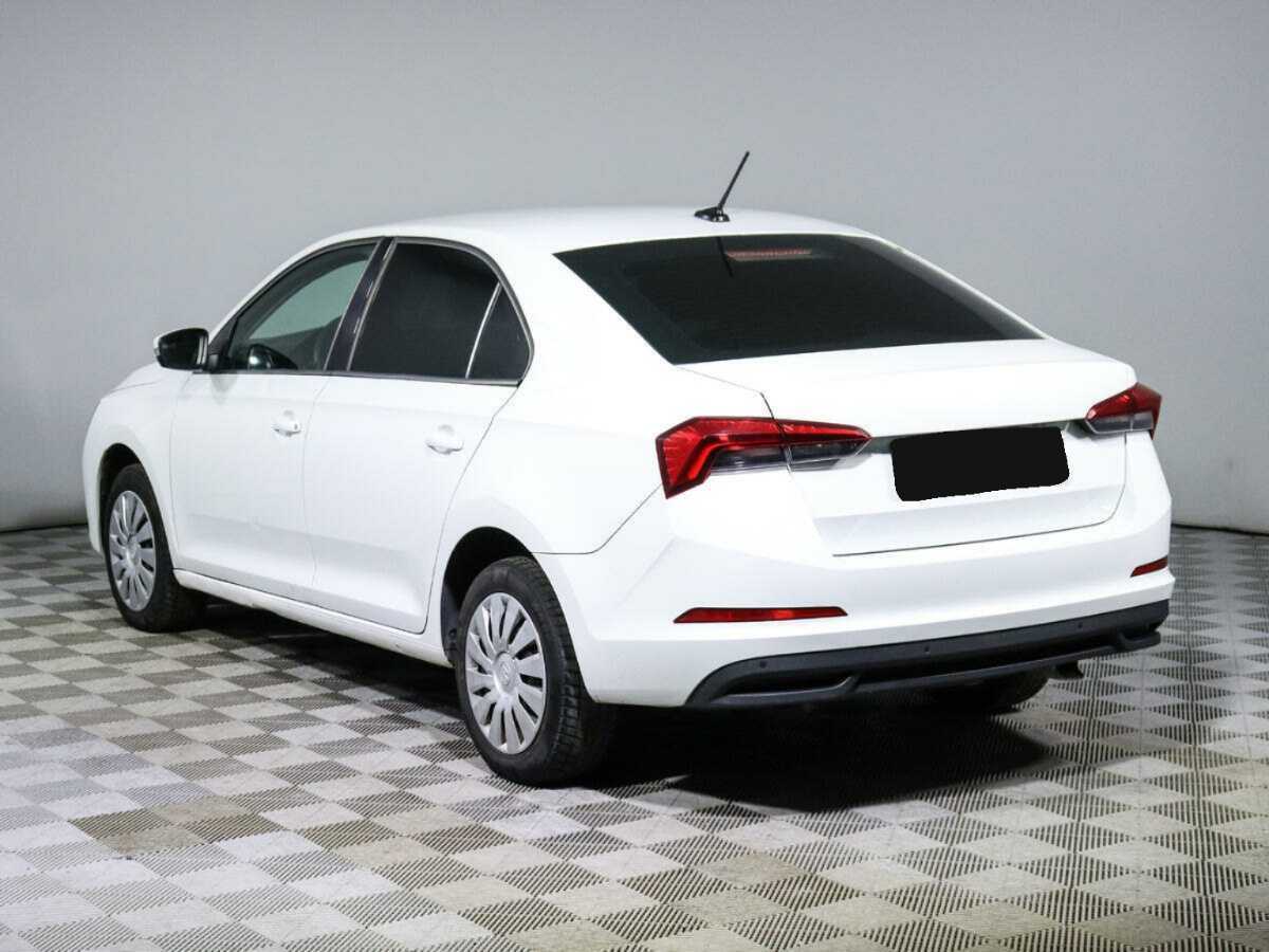 Купить Skoda Rapid с пробегом. Фото: #6