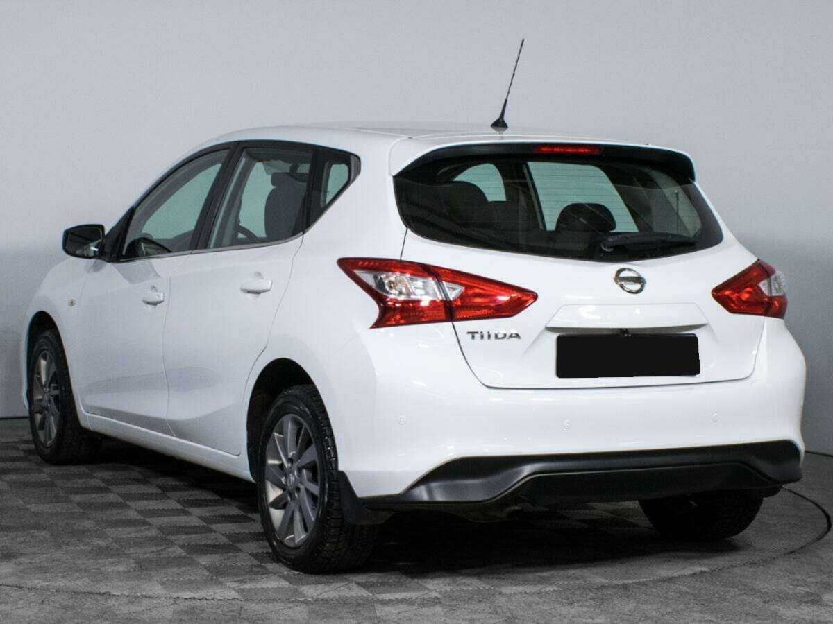 Купить Nissan Tiida с пробегом. Фото: #6